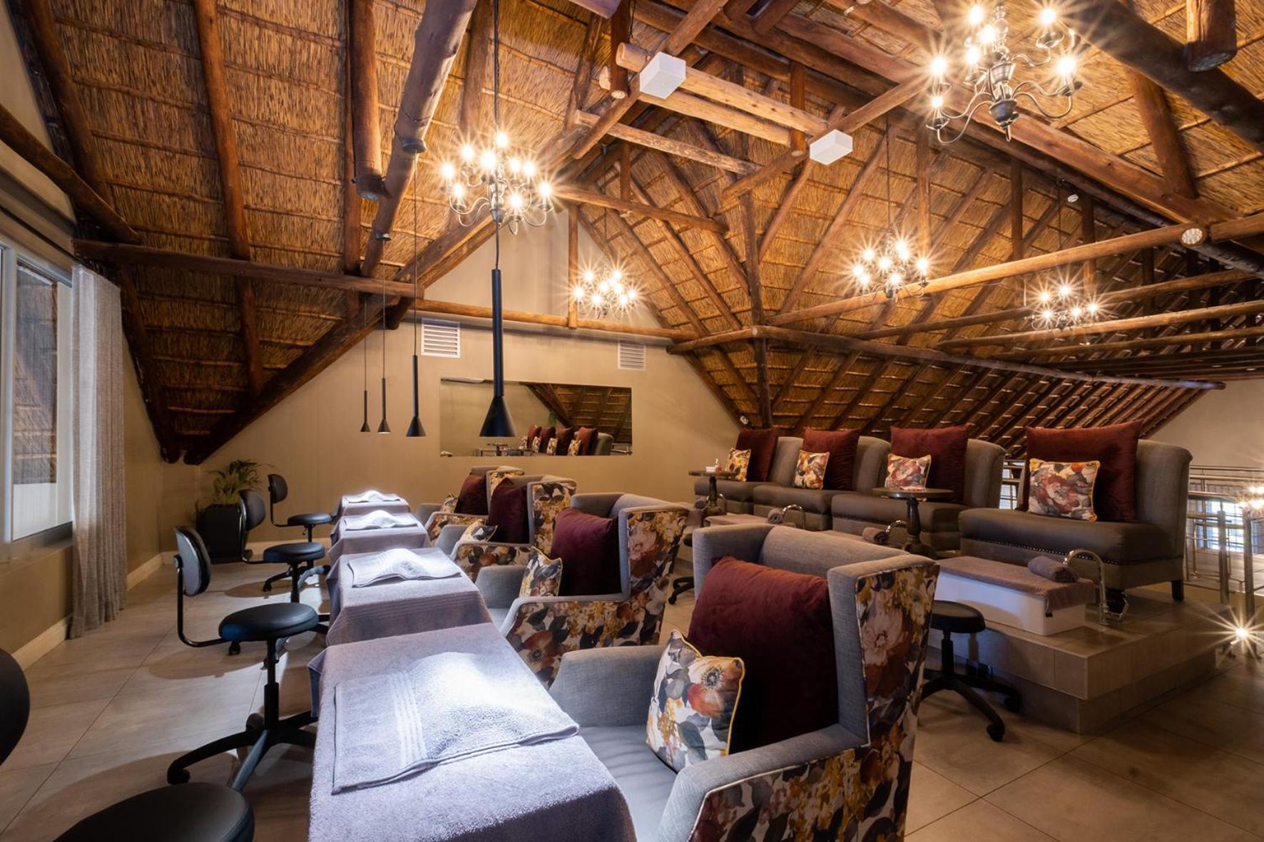 Kievits Kroon Gauteng Wine Estate Pretoria-Noord Eksteriør billede